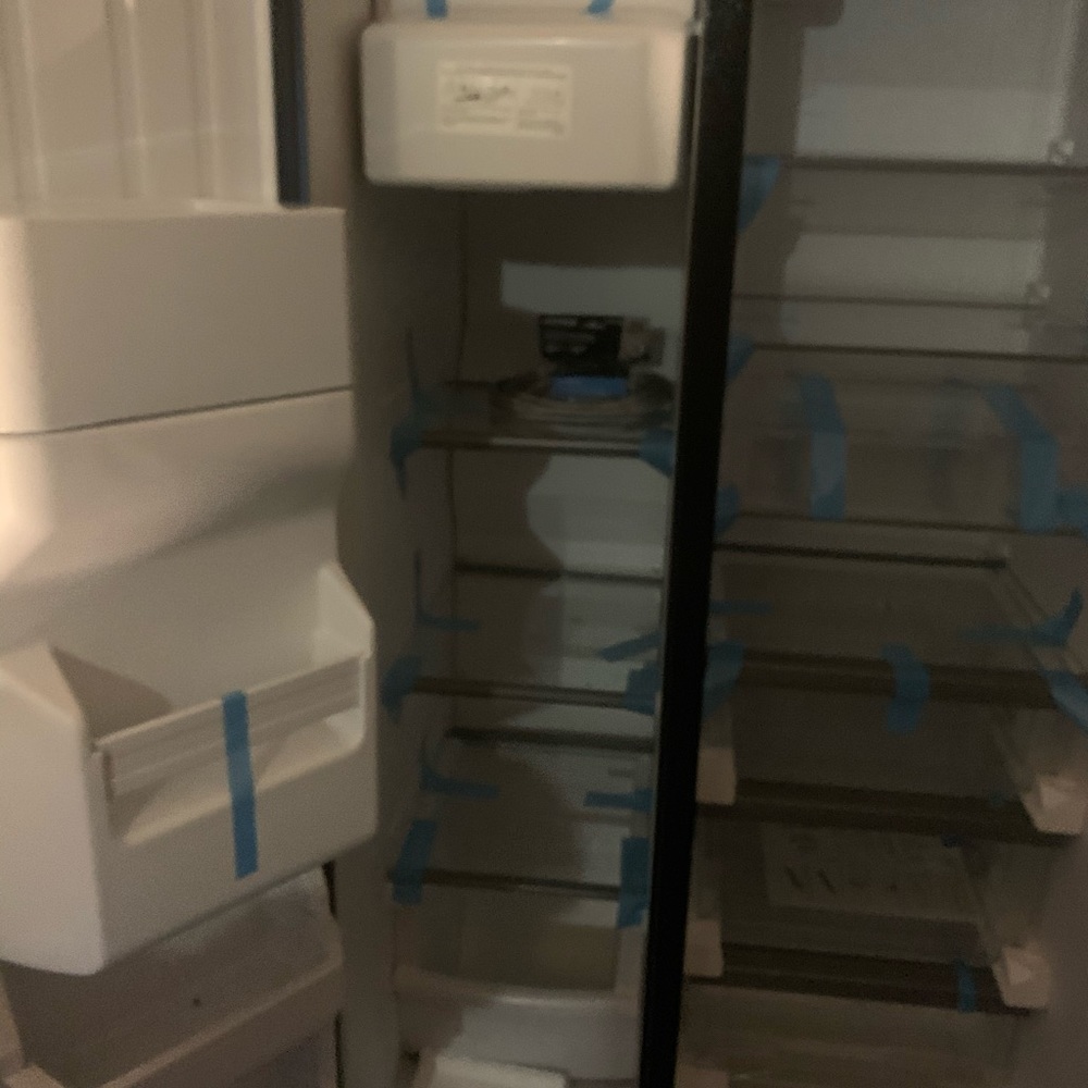 Refrigerator - Picture 4 of 5
